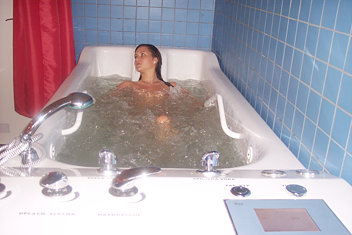 Centrál bazén s SPA